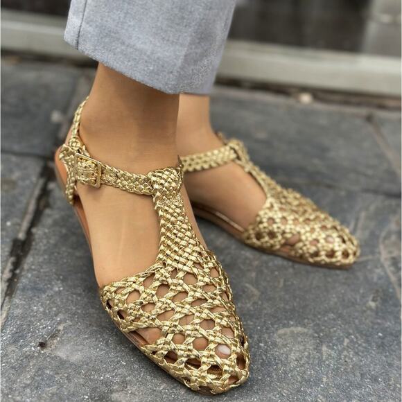 RARE!!! ZARA Metallic Gold Woven Flats NWT Blogger Fave ๐ - Picture 3 of 16